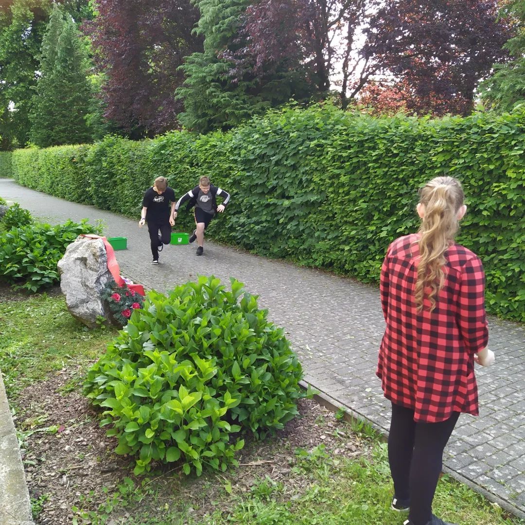 9b